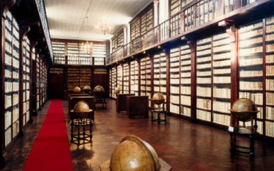 biblioteca statale di Lucca sala dei mappamondi
