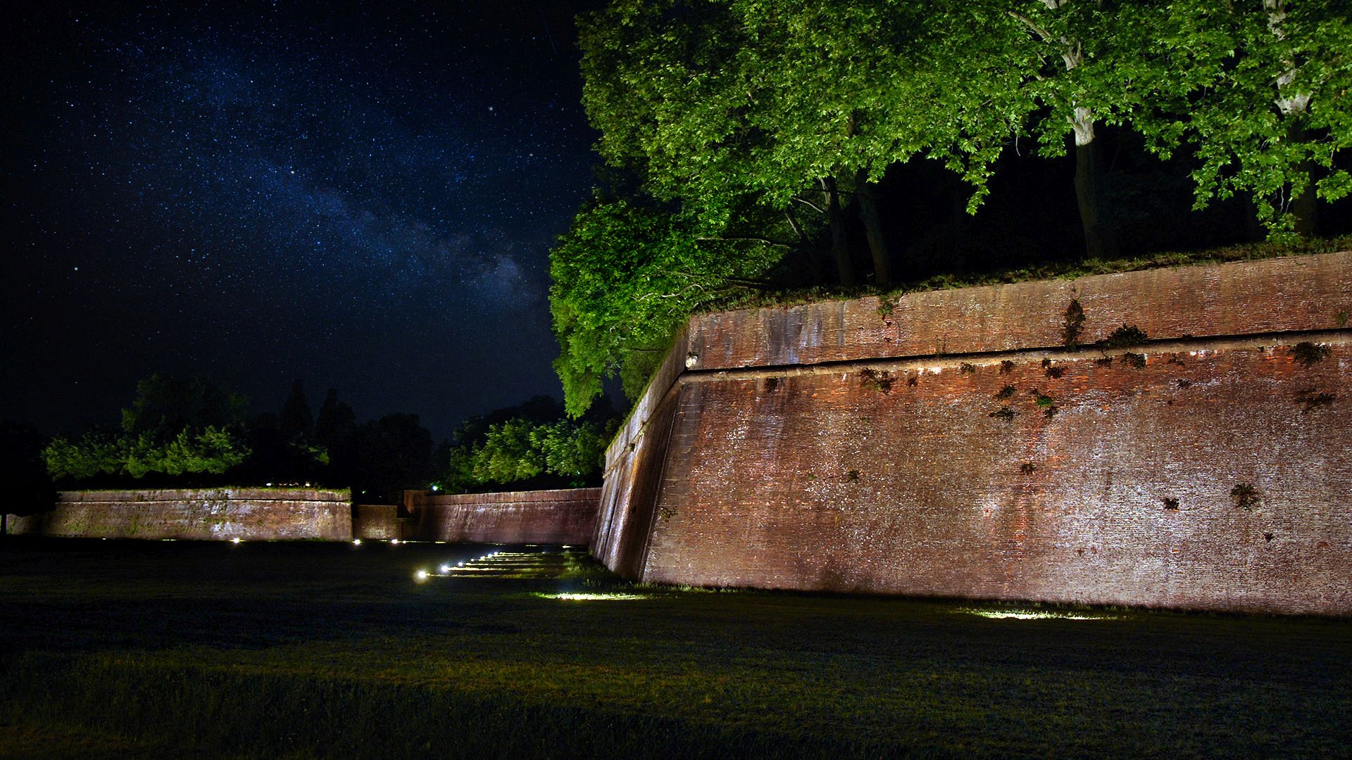 the lucca renaissance walls under the stars