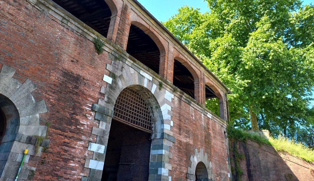 Porta santa Maria delle Mura di Lucca