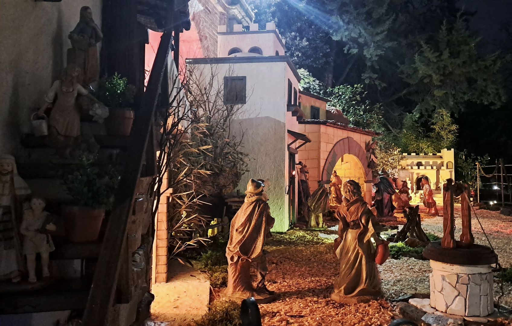 presepe carmassi sulle Mura di Lucca