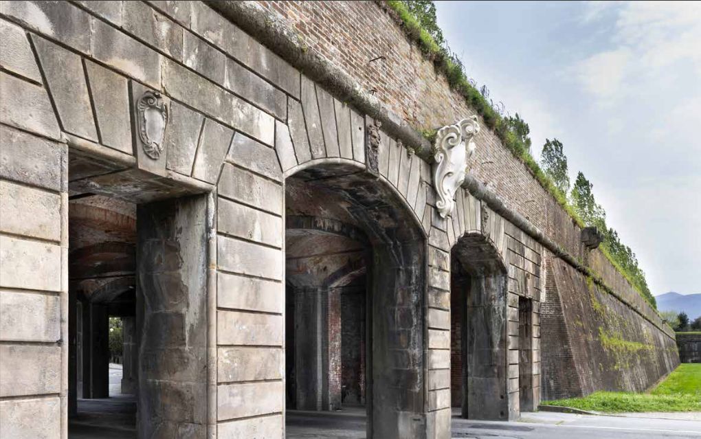 Il grido di Puccini in difesa delle Mura di Lucca - porta Vittorio Emanuele