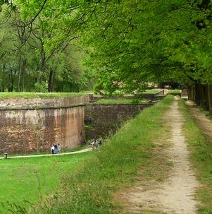 le mura di lucca