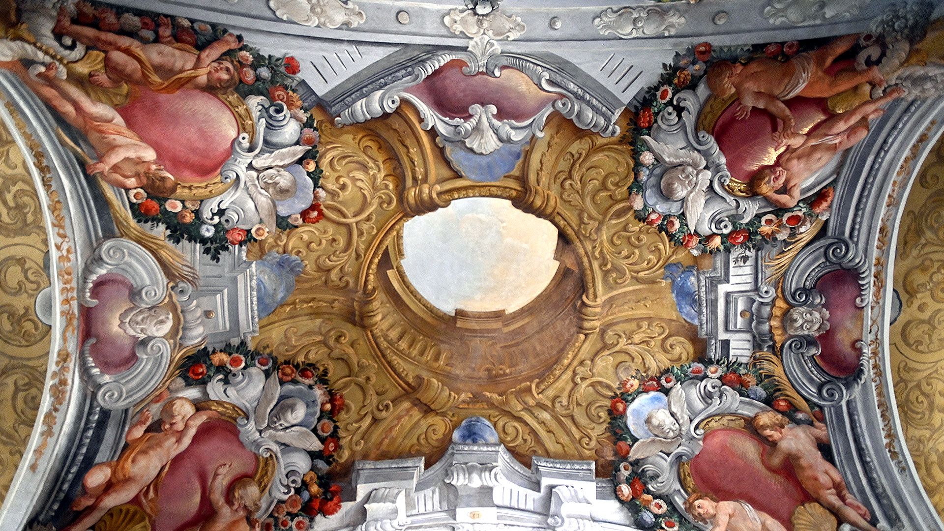 ceiling of the oratory of guardian angels in lucca