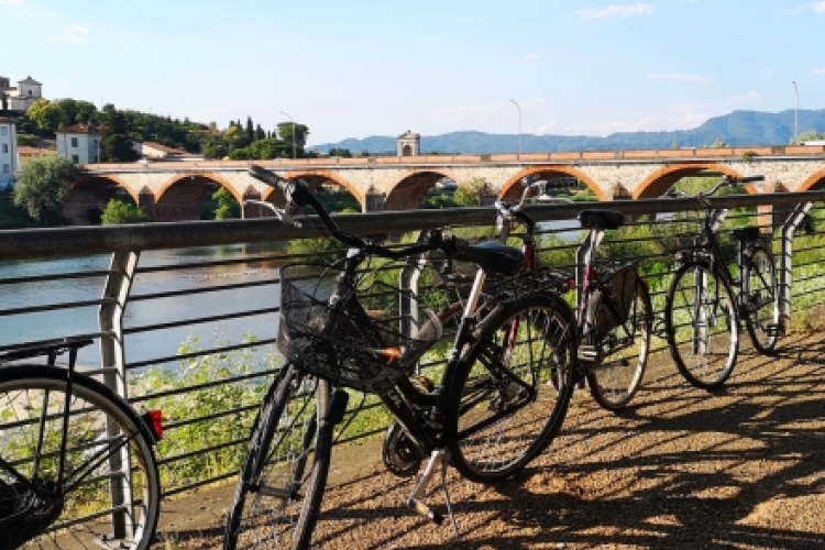 Bike routes around Lucca